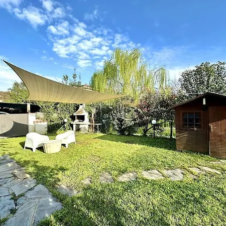 Golden Luxe - Private Garden Next The Sea *