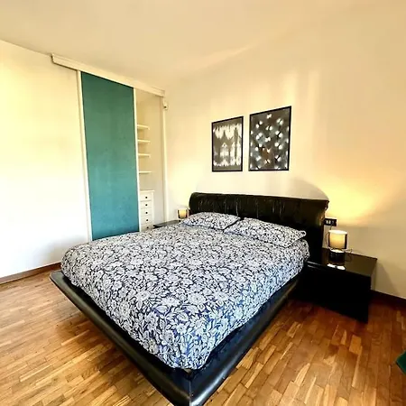 Golden Luxe - Private Garden Next The Sea Дом отдыха Марина-ди-Пьетрасанта