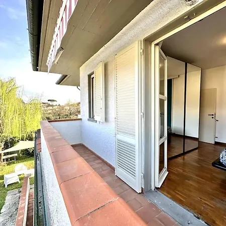 Дом отдыха Golden Luxe - Private Garden Next The Sea